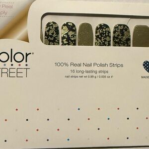 Color Street “Don’t Flake On Me”